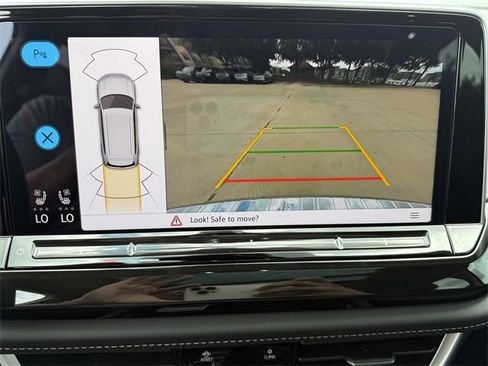 Certified 2025 Volkswagen Atlas SEL image 17