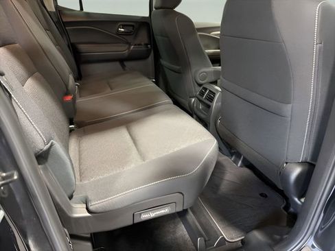 Used 2023 Honda Ridgeline Sport image 32