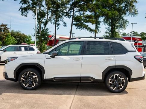 New 2026 Subaru Forester Touring AWD/4WD image 2