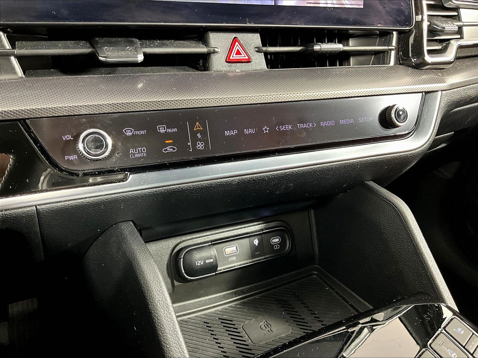 Used 2024 Kia Sportage SX FWD image 15