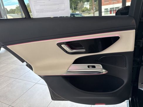 Certified 2025 Mercedes-Benz E 350 4MATIC Sedan image 18