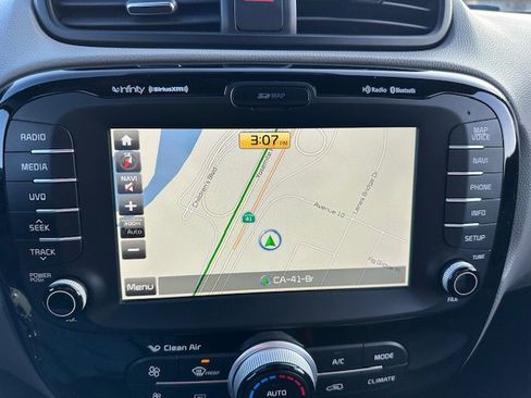 Used 2016 Kia Soul + w/ Audio Package image 29