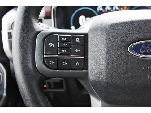 Used 2023 Ford F150 Lariat w/ Max Trailer Tow Package image 15