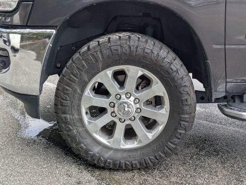 Used 2023 RAM 2500 Laramie AWD/4WD image 12