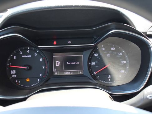 Used 2021 Chevrolet TrailBlazer LT FWD image 48