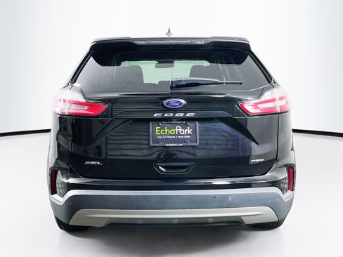 Used 2024 Ford Edge SEL image 7