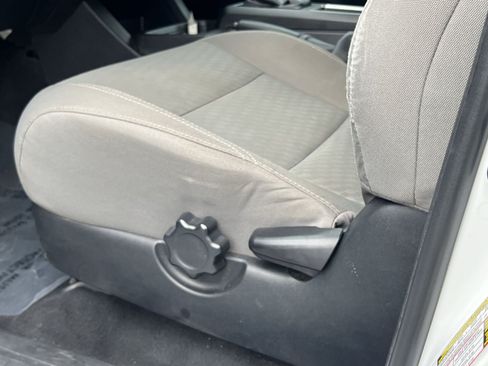 Used 2023 Toyota Tacoma SR AWD/4WD image 13
