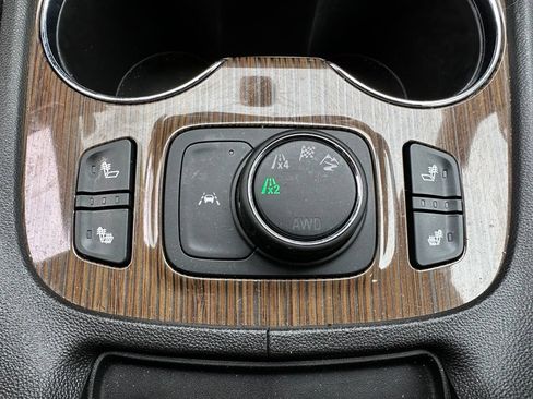 Used 2023 GMC Acadia SLE w/ Driver Convenience Package AWD/4WD image 36