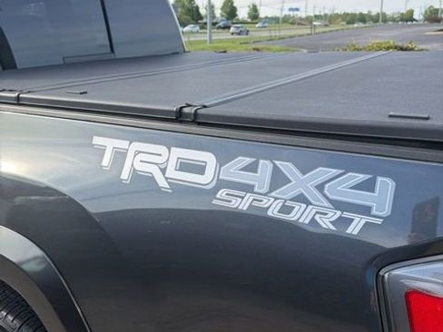 Used 2023 Toyota Tacoma TRD Sport AWD/4WD image 8