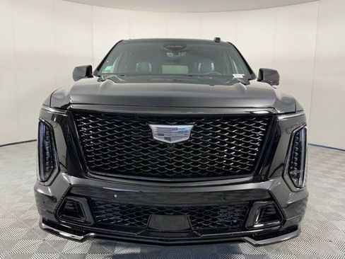 New 2026 Cadillac Escalade V w/ LPO, ONYX Package image 8