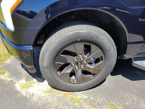 New 2025 Ford F150 Lightning Flash image 34