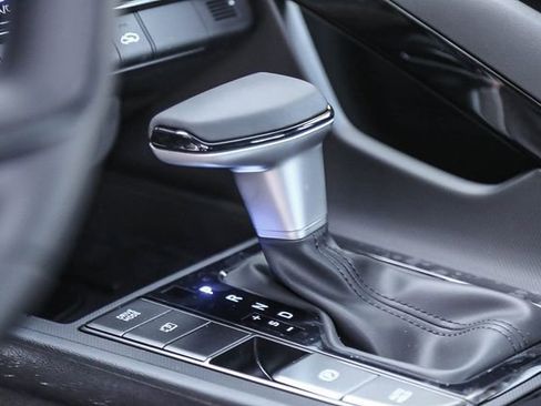 New 2026 Hyundai Elantra Sport FWD image 24
