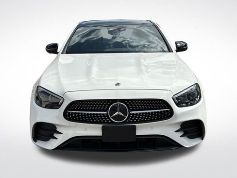 Used 2022 Mercedes-Benz E 450 4MATIC Sedan w/ Driver Assistance Package image 10
