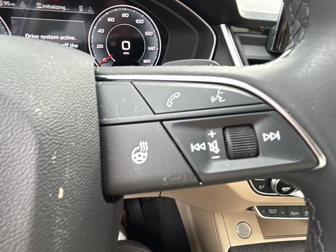 Used 2024 Audi Q5 2.0T Prestige image 27