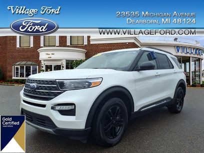 Certified 2022 Ford Explorer XLT w/ Equipment Group 202A