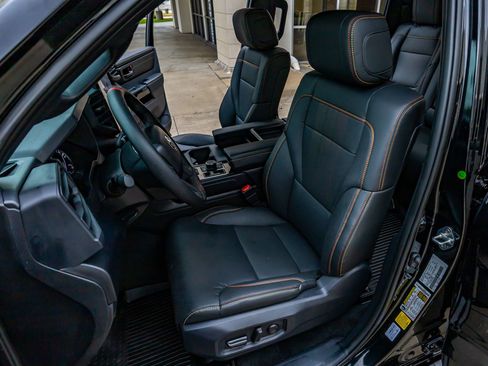 Used 2026 Toyota Tundra SR5 AWD/4WD image 29
