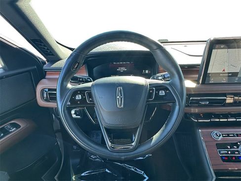 Used 2023 Lincoln Aviator Grand Touring w/ Elements Package Plus image 12