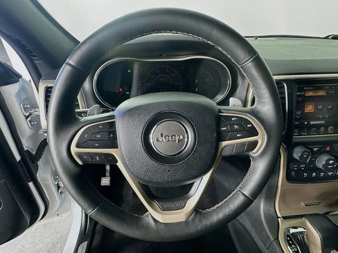 Used 2017 Jeep Grand Cherokee Limited AWD/4WD image 25