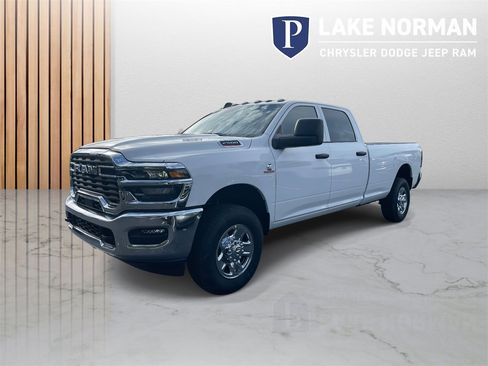 New 2026 RAM 2500 Tradesman w/ Chrome Appearance Group image 4