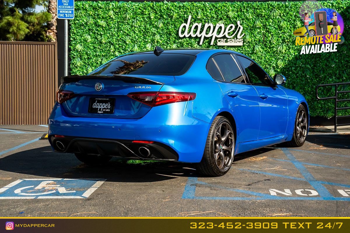 Used 2019 Alfa Romeo Giulia Ti Sport w/ Quick Order Package 22U Sport RWD image 5