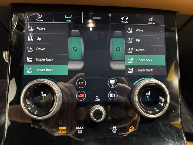 Used 2019 Land Rover Range Rover Velar R-Dynamic SE AWD/4WD image 54