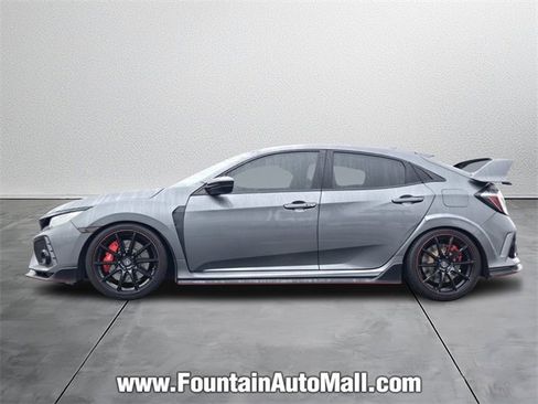 Used 2018 Honda Civic Type R image 2