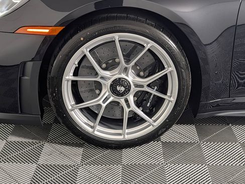 Certified 2026 Porsche 911 GT3 RWD image 11