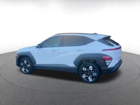 Used 2025 Hyundai Kona SEL image 10