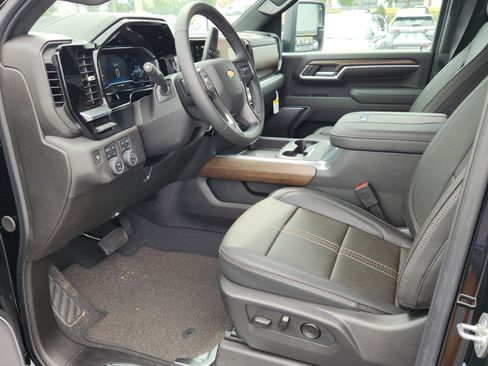 New 2025 Chevrolet Silverado 2500 High Country w/ Technology Package image 7