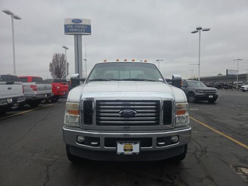 Used 2010 Ford F250 Lariat image 10