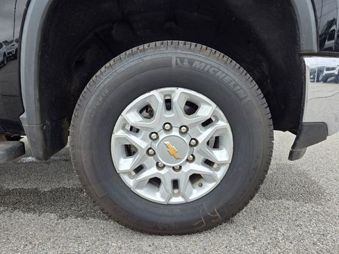 Used 2024 Chevrolet Silverado 2500 LTZ w/ LTZ Convenience Package AWD/4WD image 31