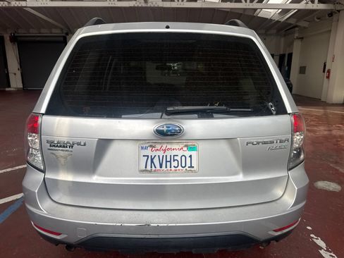 Used 2010 Subaru Forester 2.5X AWD/4WD image 5