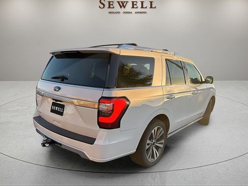Used 2020 Ford Expedition Platinum RWD image 3