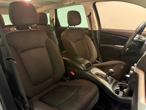Used 2018 Dodge Journey SE w/ Connectivity Group FWD image 26