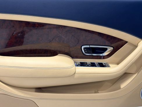 Used 2016 Bentley Continental GT AWD/4WD image 12