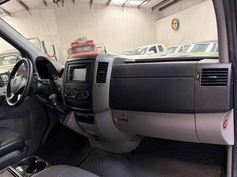Used 2017 Mercedes-Benz Sprinter 2500 w/ Driver Comfort Package image 30