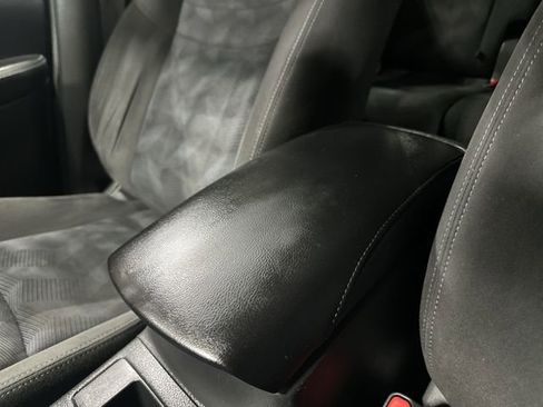 Used 2015 Nissan Rogue SV AWD/4WD image 25