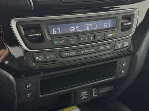 Certified 2023 Honda Passport Elite image 16