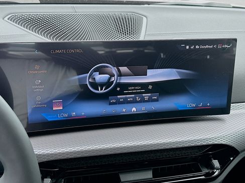 New 2026 BMW 430i Convertible w/ M Sport Package image 13