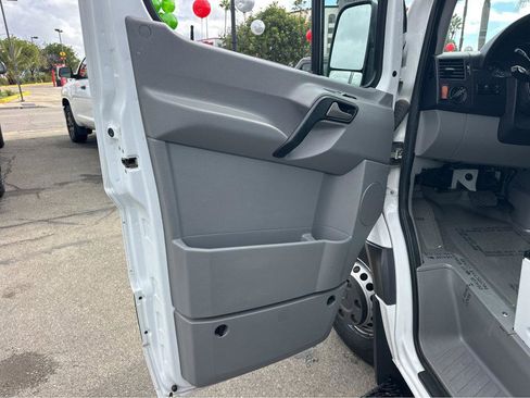 Used 2015 Mercedes-Benz Sprinter 3500 w/ Cargo Protection Package image 15