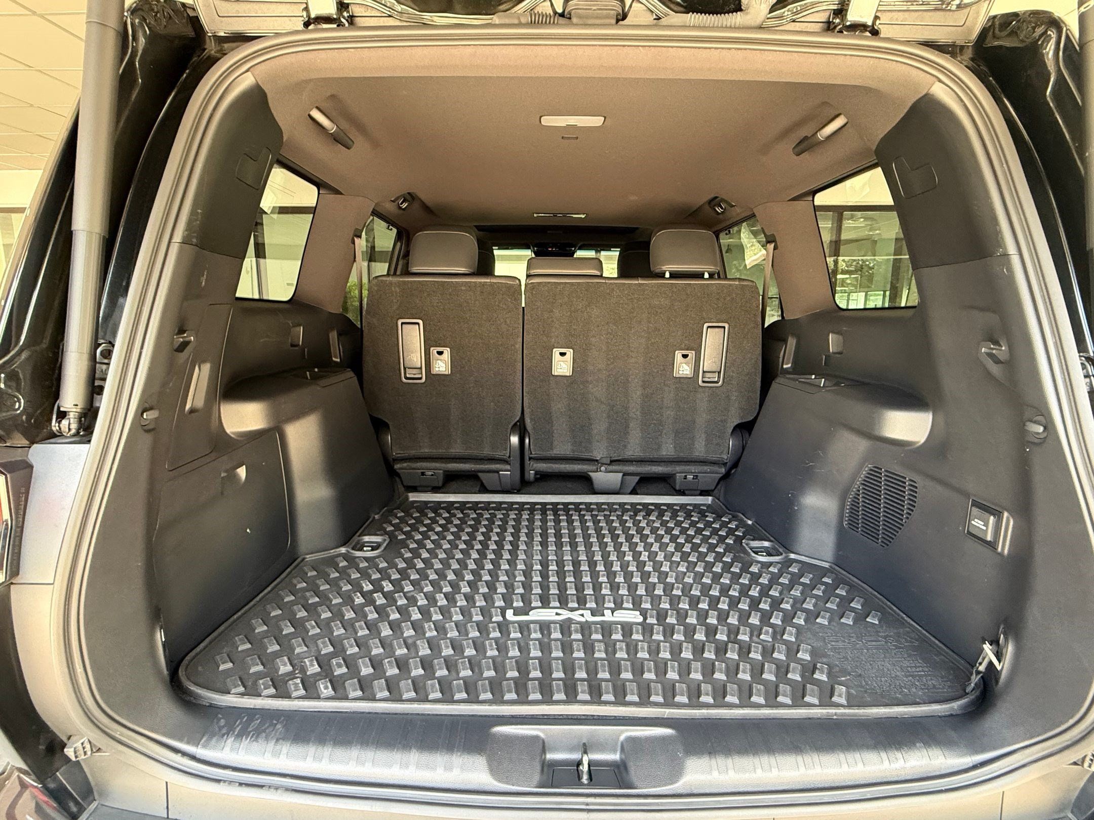 Used 2024 Lexus GX 550 AWD/4WD image 24