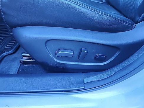 Used 2016 Nissan Rogue SL image 15