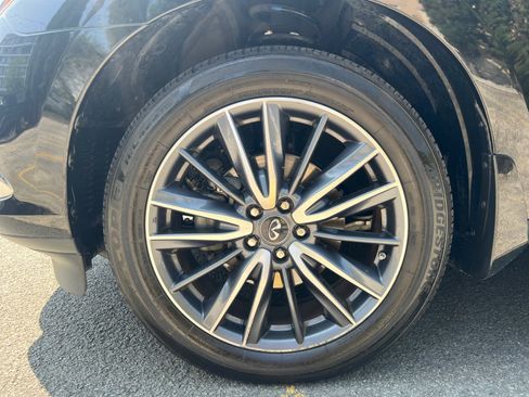 Used 2017 INFINITI QX60 FWD w/ Deluxe Technology Package image 23