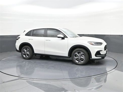 New 2026 Honda HR-V LX image 13