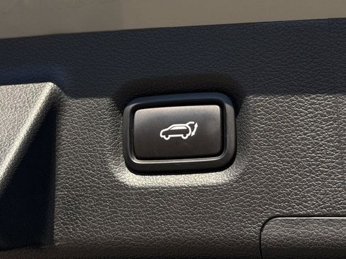 Used 2023 Hyundai Santa Fe SEL w/ Premium Package FWD image 28