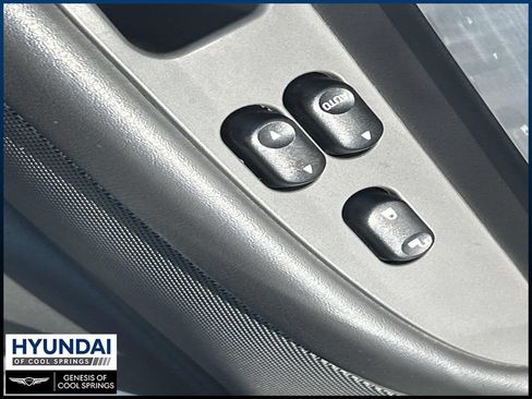 Used 2002 Ford Thunderbird RWD image 17