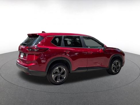 Used 2025 Nissan Rogue SV AWD/4WD image 15