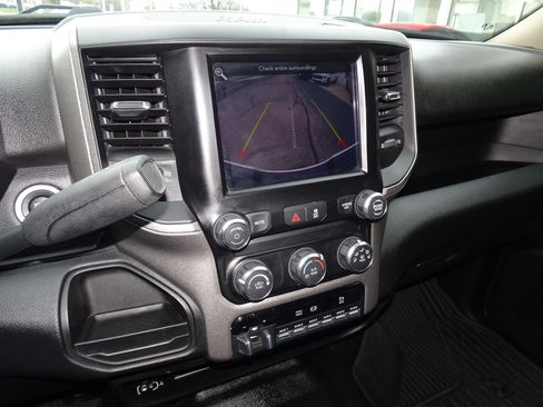 Used 2020 RAM 3500 Tradesman w/ Chrome Appearance Group image 22