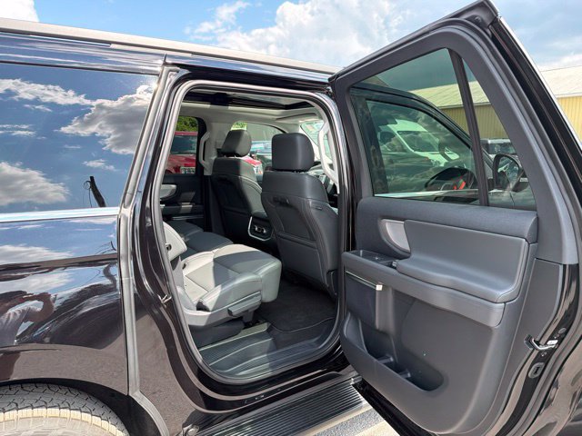 Used 2026 Ford Expedition Max Active AWD/4WD image 38