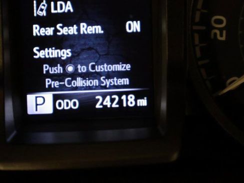 Certified 2023 Toyota Tacoma TRD Sport image 17